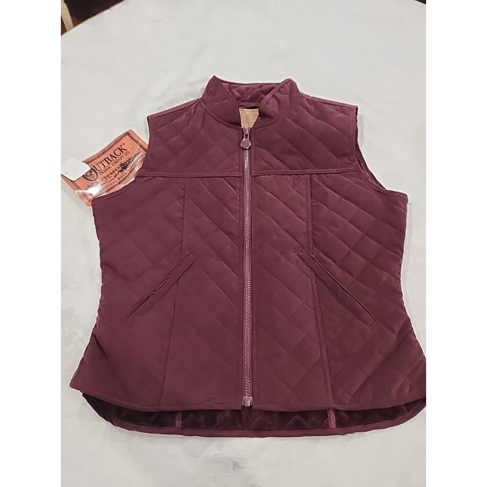Outback Trading CO. Women’s Microsuede Quilted Equestrian Vest,szM,maroon,NWT